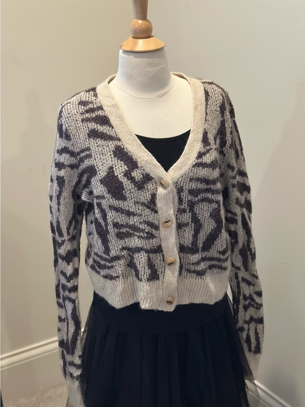 Chocolate Brown and Beige Abstract Animal Print V-Neck Cardigan Size Large